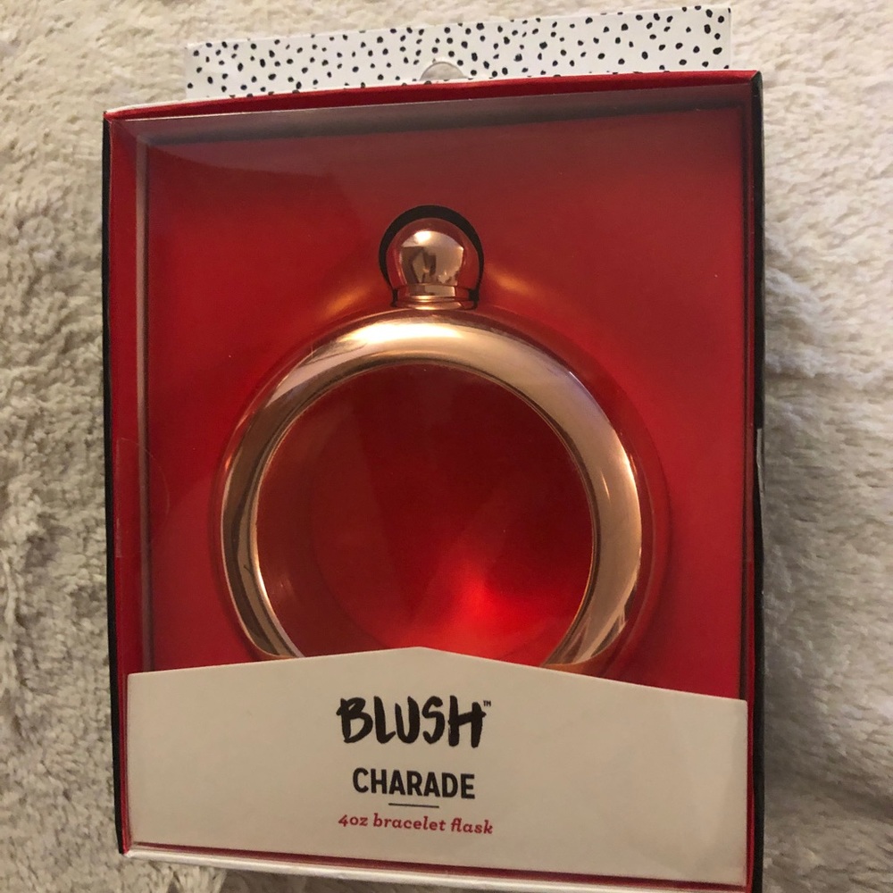 Blush charade 4 oz. Flask Bracelet